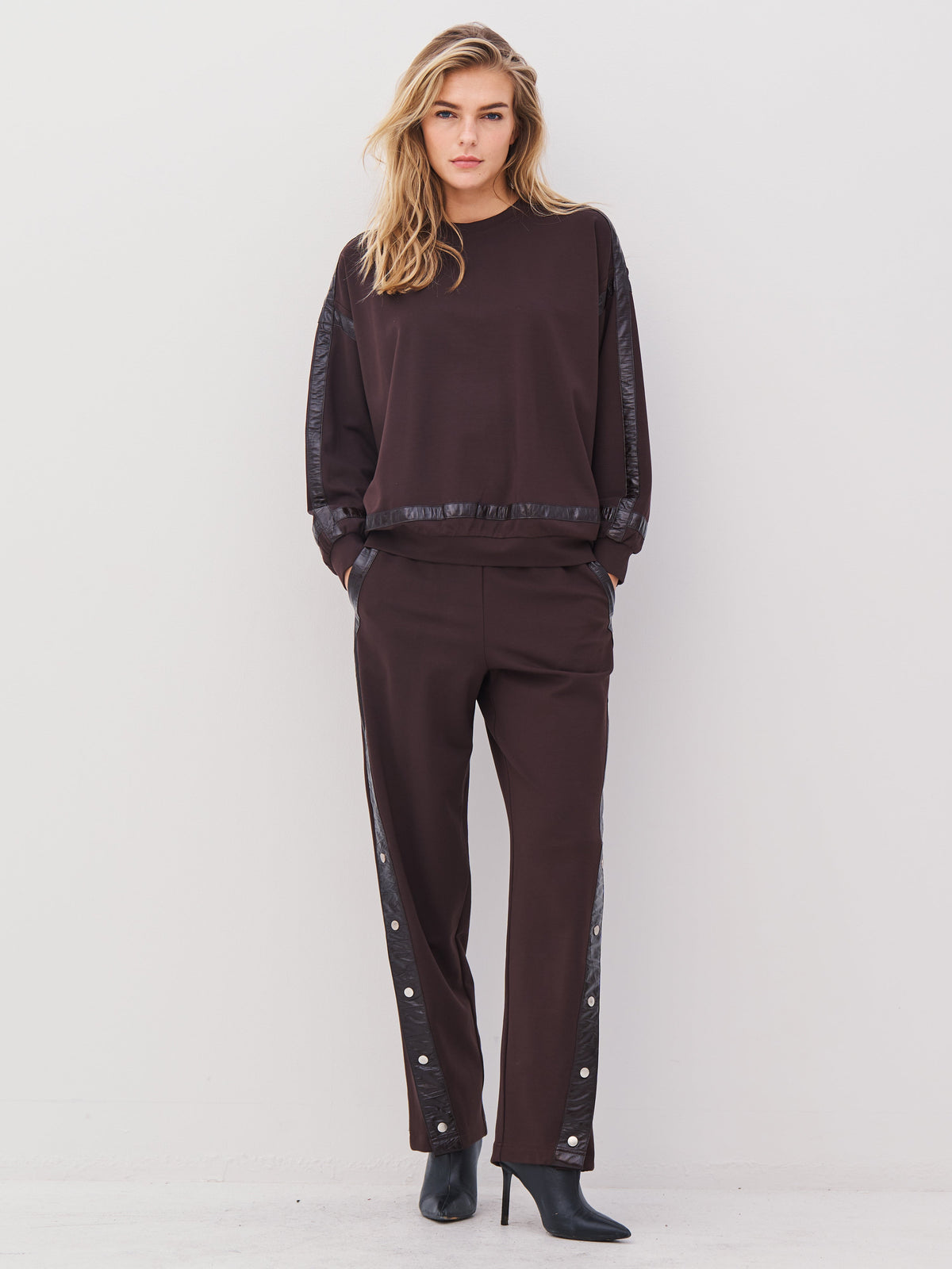 ATHEA trousers - Brown