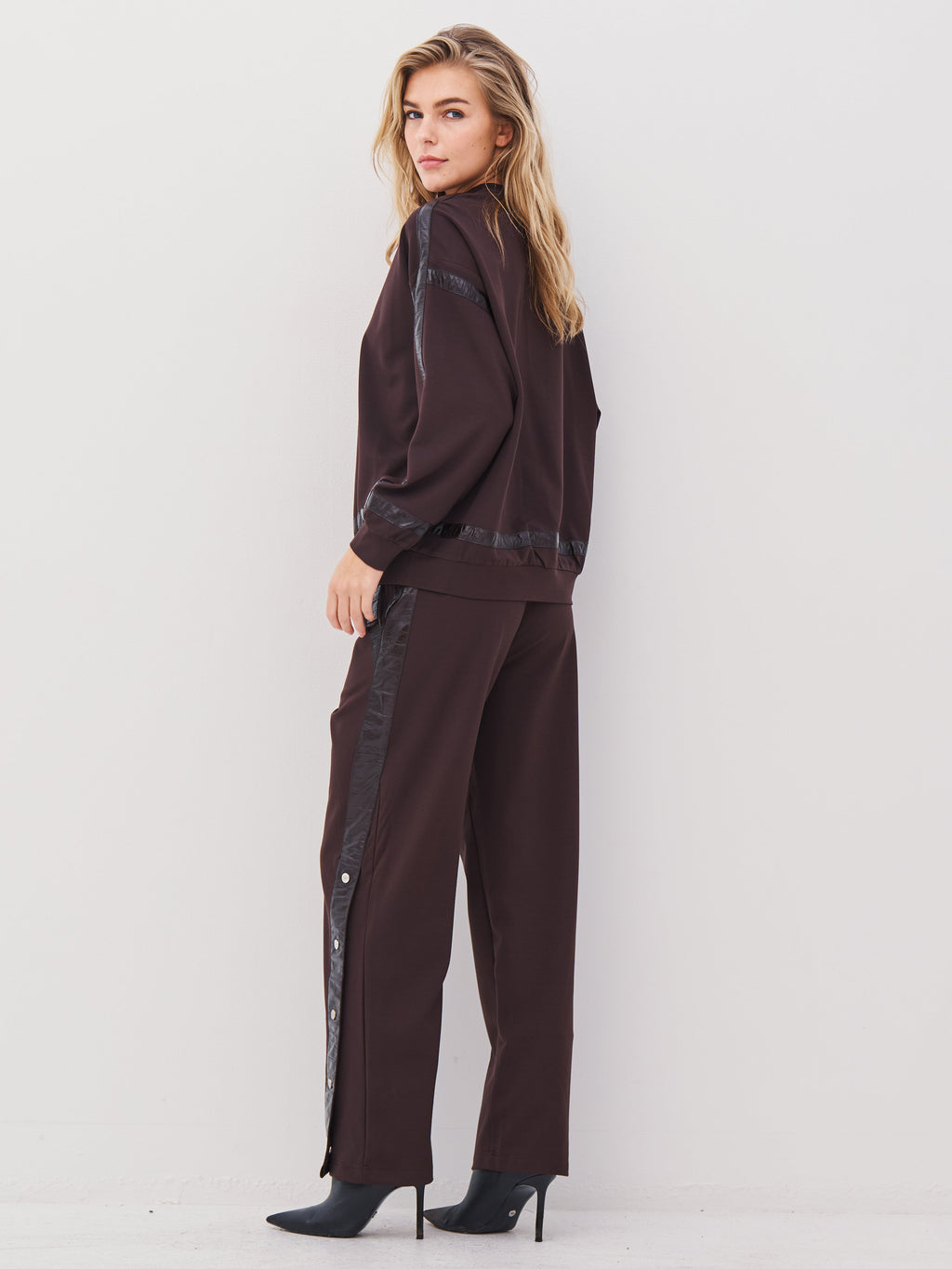 ATHEA trousers - Brown