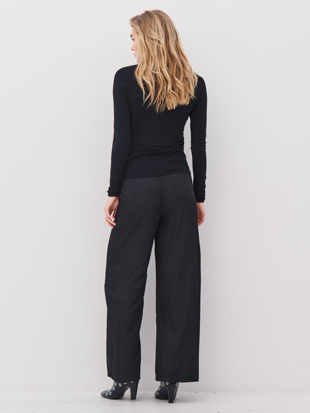 AVALON trousers - Black