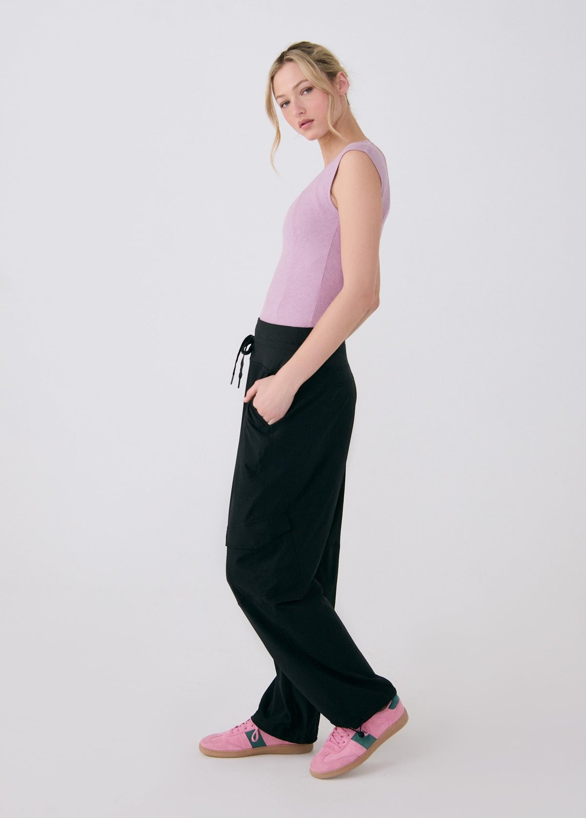 Women's Momentum Cargo Pant
